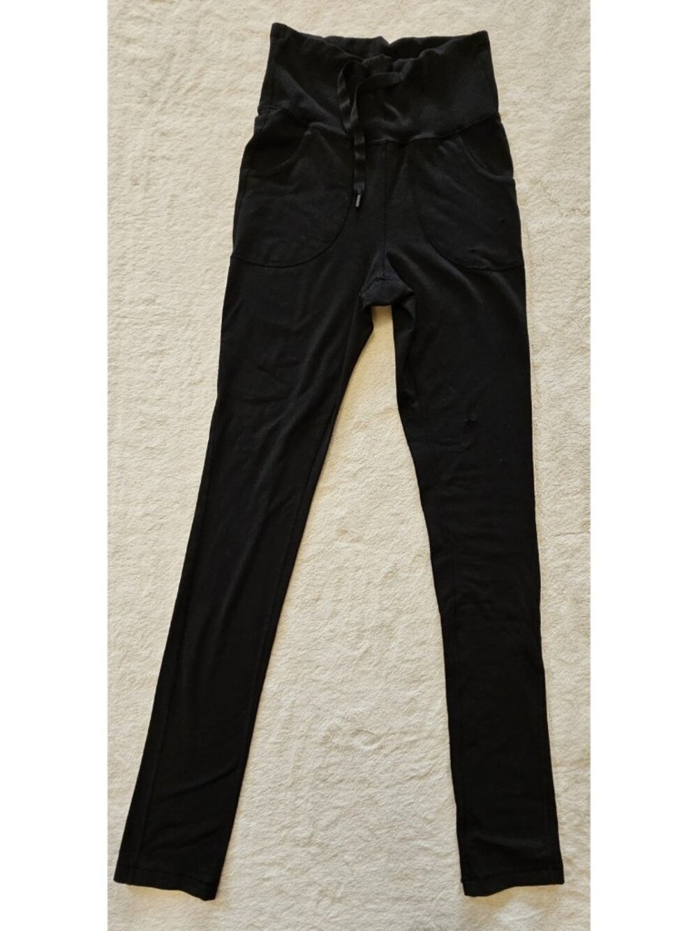 LULULEMON Black Foldover Waist Drawstring Slim Leg Fitness Yoga Pants Sz 2